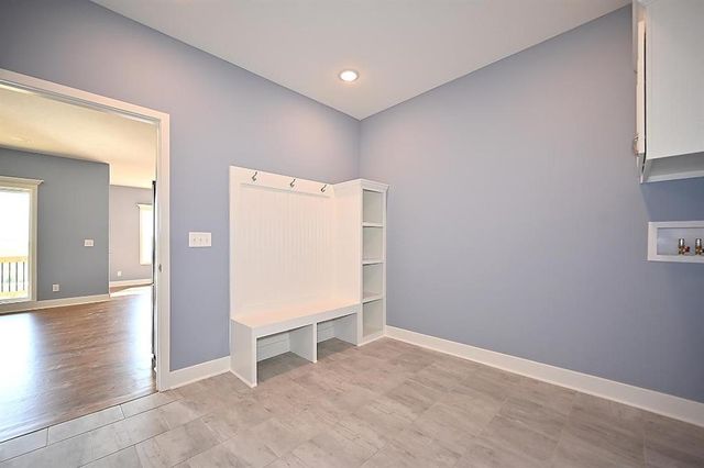 107 JOHNSON Circle, Dearborn, MO 64439