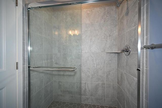 107 JOHNSON Circle, Dearborn, MO 64439