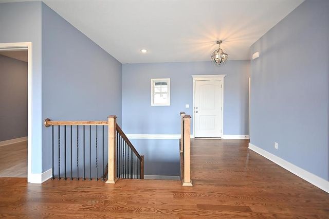 107 JOHNSON Circle, Dearborn, MO 64439