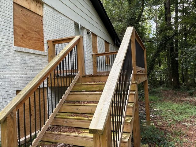 2386 Young Road, Stone Mountain, GA 30088