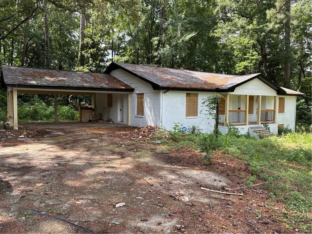 2386 Young Road, Stone Mountain, GA 30088