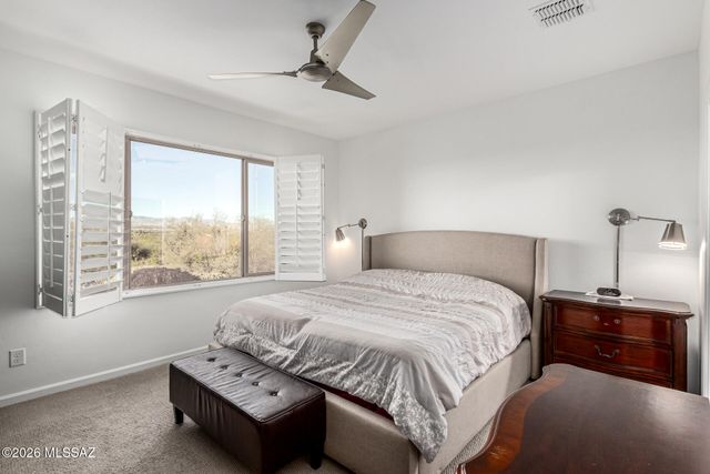 829 N Broken Hills Drive, Green Valley, AZ 85614