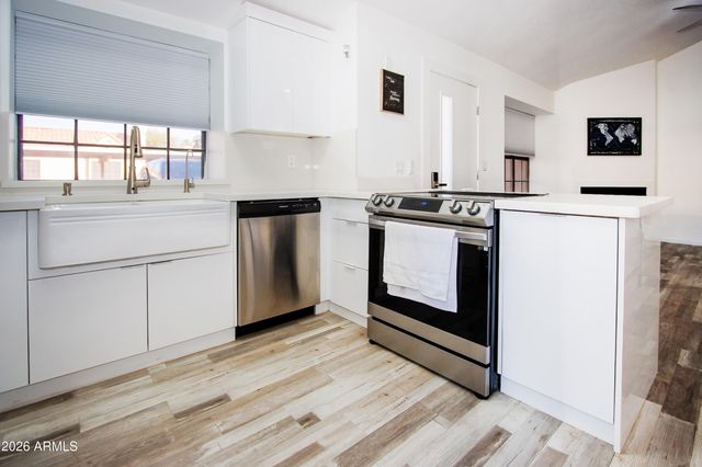 5704 E AIRE LIBRE Avenue 1104, Scottsdale, AZ 85254