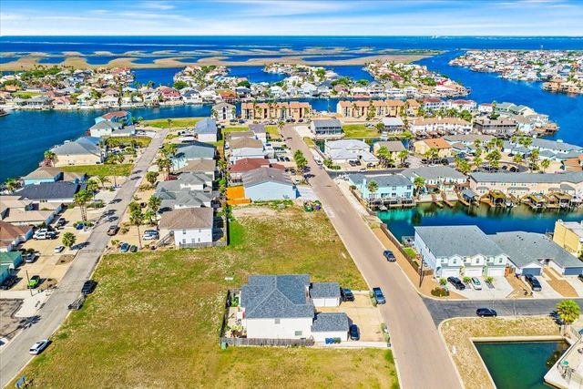 13997 Ports O Call Drive, Unit C, Corpus Christi, TX 78418
