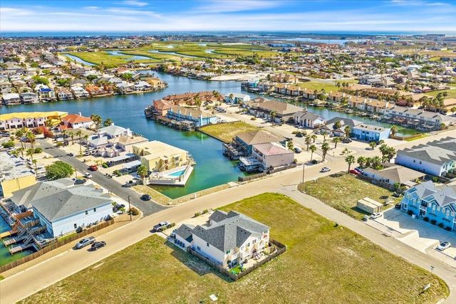 13997 Ports O Call Drive, Unit C, Corpus Christi, TX 78418