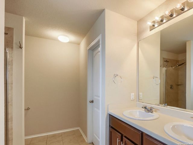 1607 TREE RUN, San Antonio, TX 78245