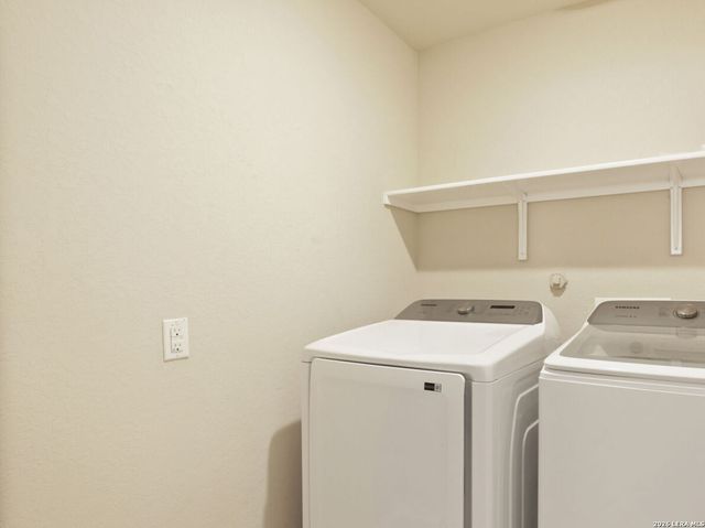 1607 TREE RUN, San Antonio, TX 78245