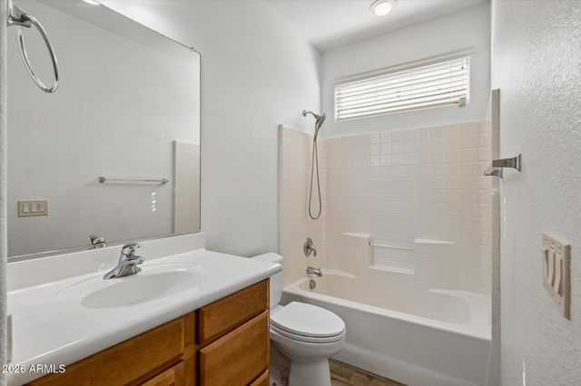 4747 E Narrowleaf Drive, Gilbert, AZ 85298