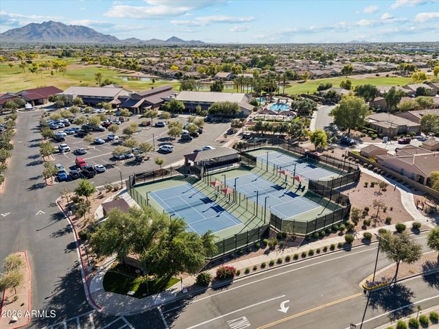 4747 E Narrowleaf Drive, Gilbert, AZ 85298