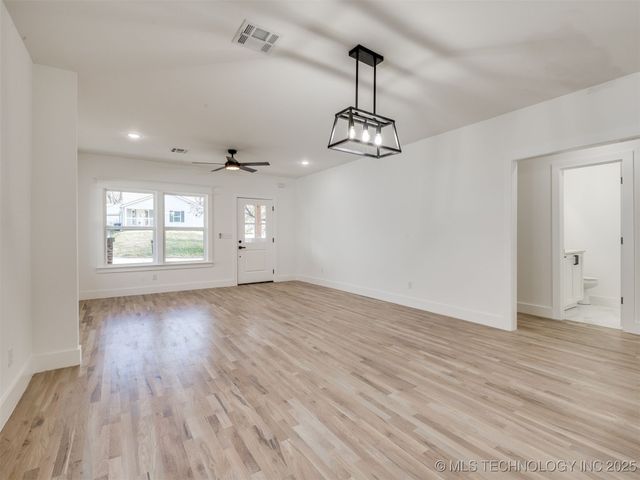 254 N Yukon Avenue, Tulsa, OK 74127