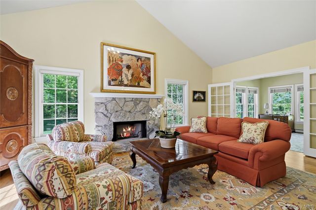 21 Kitchawan Road, Pound Ridge, NY 10576