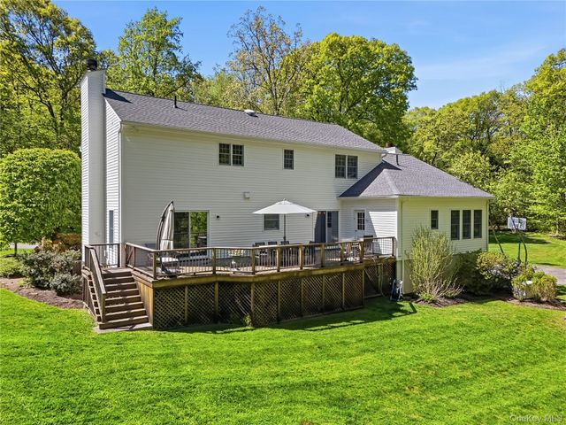 21 Kitchawan Road, Pound Ridge, NY 10576
