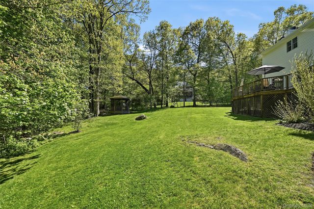 21 Kitchawan Road, Pound Ridge, NY 10576