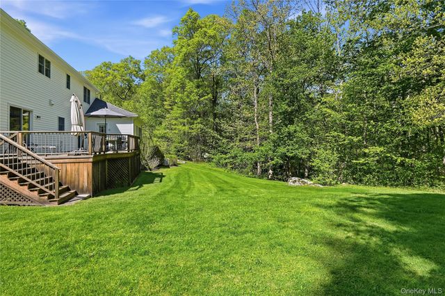 21 Kitchawan Road, Pound Ridge, NY 10576