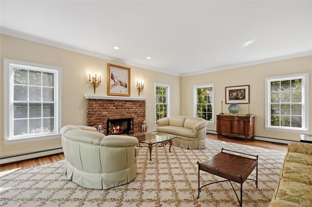 21 Kitchawan Road, Pound Ridge, NY 10576