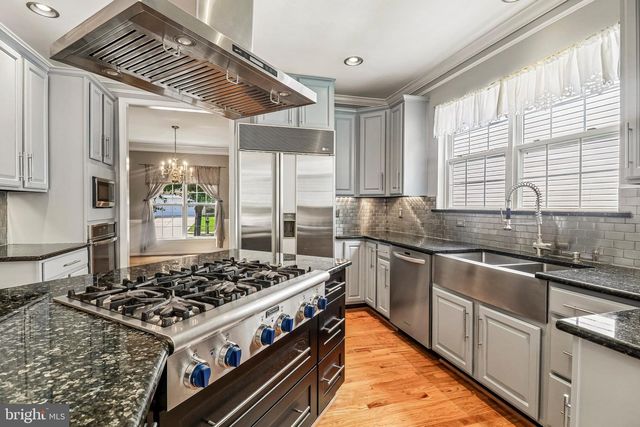 18428 CROWNSGATE CIR, Germantown, MD 20874