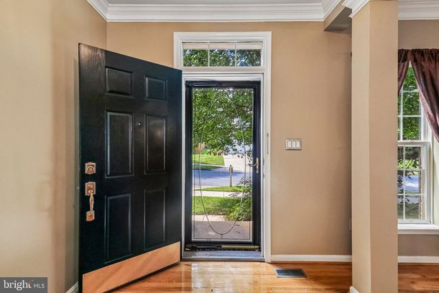 18428 CROWNSGATE CIR, Germantown, MD 20874