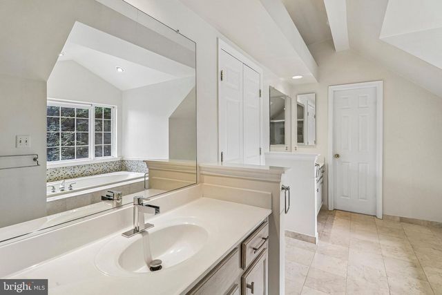 18428 CROWNSGATE CIR, Germantown, MD 20874