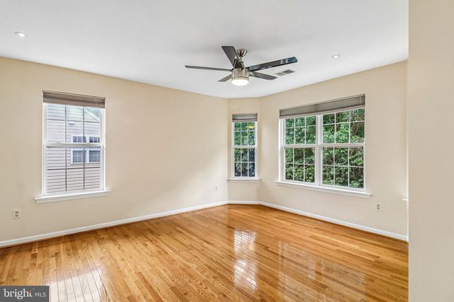18428 CROWNSGATE CIR, Germantown, MD 20874