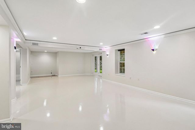 18428 CROWNSGATE CIR, Germantown, MD 20874