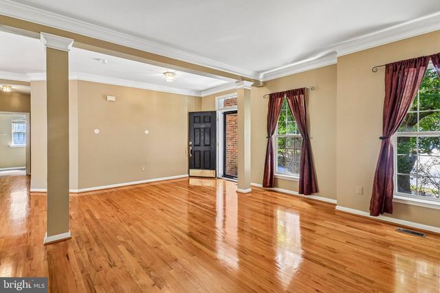 18428 CROWNSGATE CIR, Germantown, MD 20874