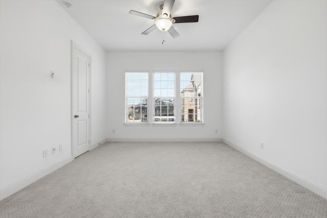 228 Skystone Drive, Irving, TX 75038