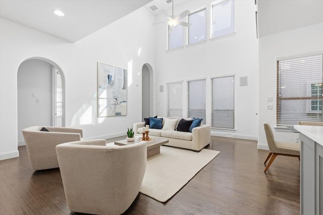 228 Skystone Drive, Irving, TX 75038