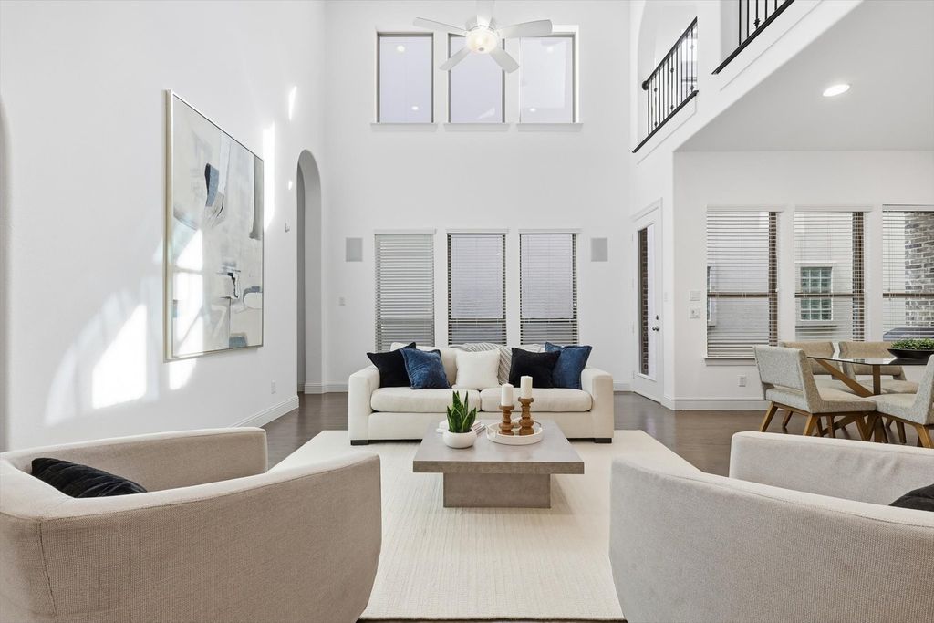 228 Skystone Drive, Irving, TX 75038