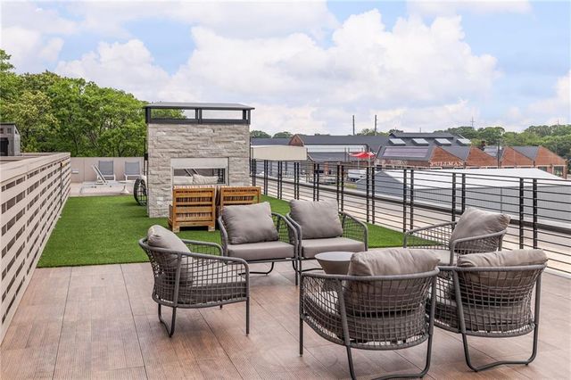 112 Rogers NE Street 304, Atlanta, GA 30317