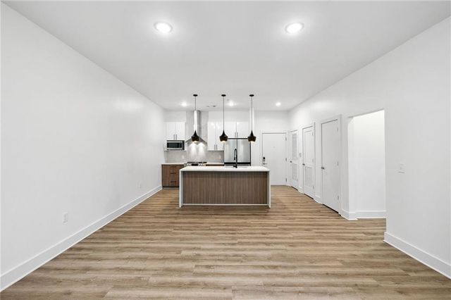 112 Rogers NE Street 304, Atlanta, GA 30317