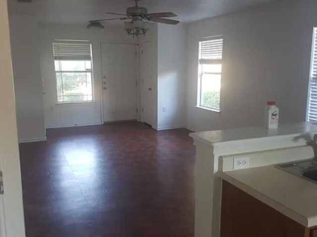 7437 Aspen Brook DR, Austin, TX 78744