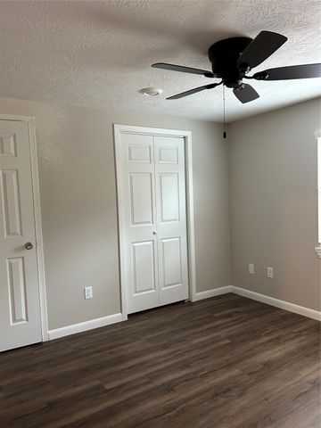 29902 Kingbird Drive, Tomball, TX 77377