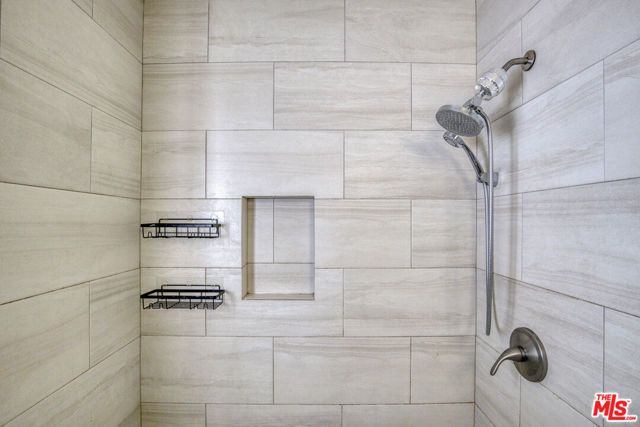 5447 Blackwelder Street, Los Angeles, CA 90016