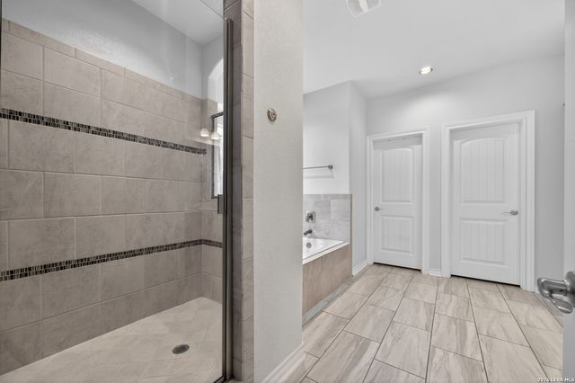 8823 Kallison Arbor, San Antonio, TX 78254
