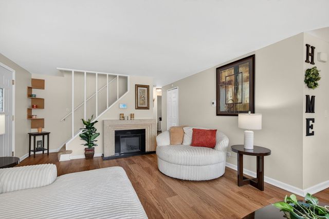 16827 GLEN OAKS Drive, Country Club Hills, IL 60478