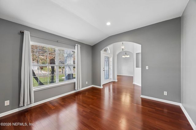 2203 CAVALRY Boulevard, Jacksonville, FL 32246