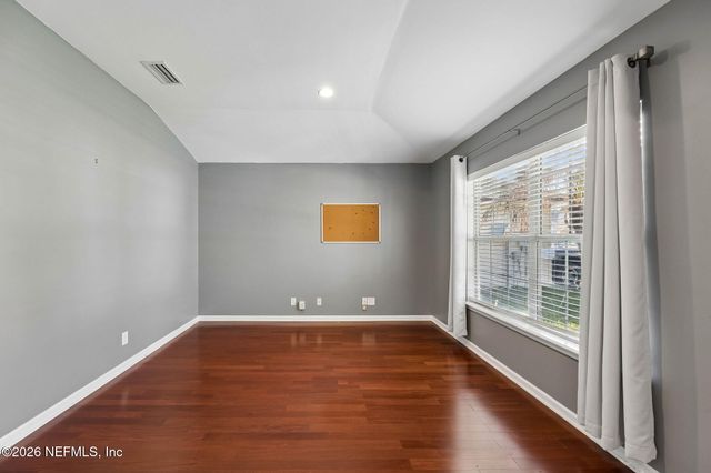 2203 CAVALRY Boulevard, Jacksonville, FL 32246