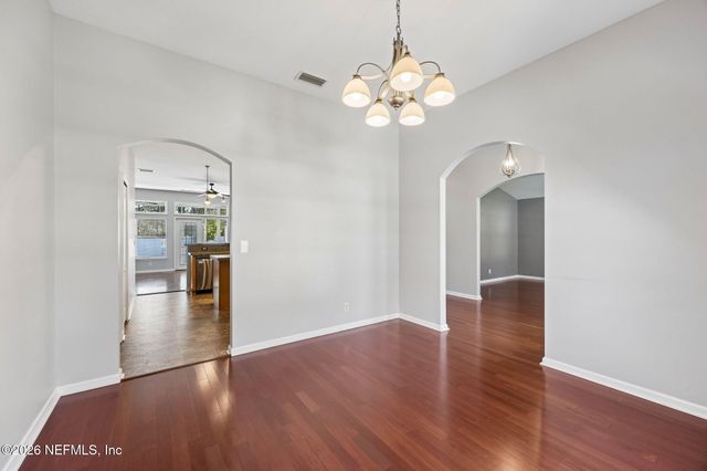 2203 CAVALRY Boulevard, Jacksonville, FL 32246