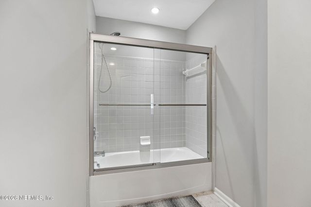 2203 CAVALRY Boulevard, Jacksonville, FL 32246