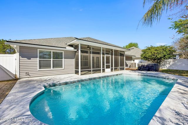 2203 CAVALRY Boulevard, Jacksonville, FL 32246