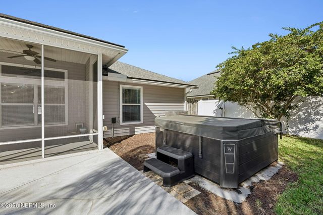 2203 CAVALRY Boulevard, Jacksonville, FL 32246