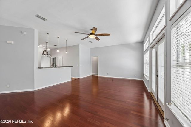 2203 CAVALRY Boulevard, Jacksonville, FL 32246