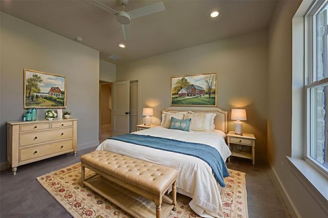 1033 South Masonic Street, Bellville, TX 77418