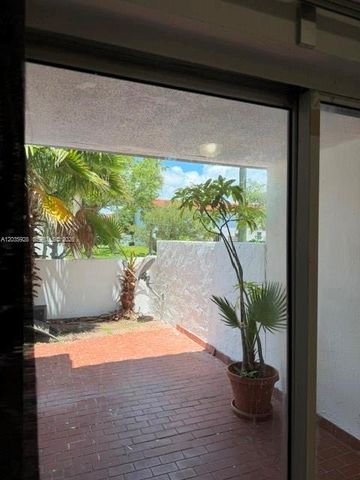 20910 SW 81st Pl, Cutler Bay, FL 33189
