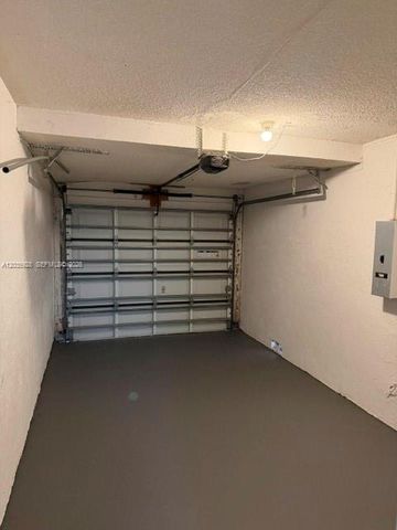20910 SW 81st Pl, Cutler Bay, FL 33189