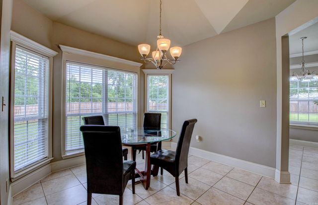 76 Woodridge Drive, Little Rock, AR 72204