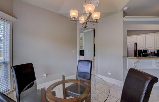 76 Woodridge Drive, Little Rock, AR 72204