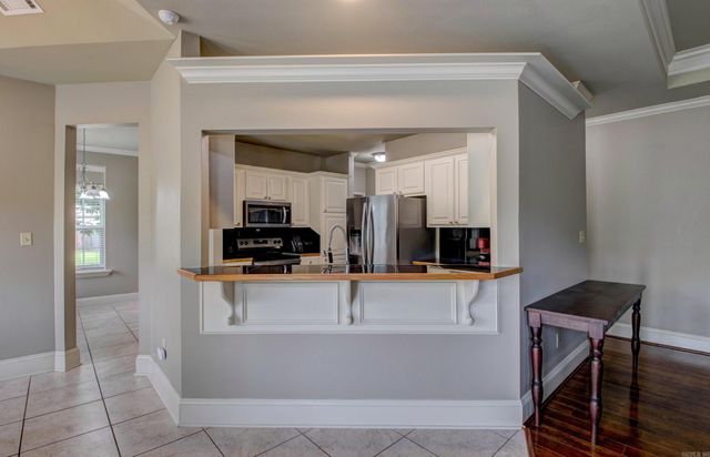 76 Woodridge Drive, Little Rock, AR 72204