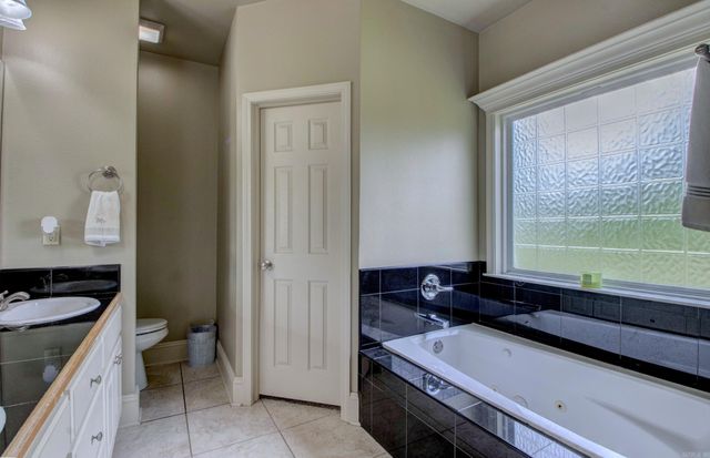 76 Woodridge Drive, Little Rock, AR 72204