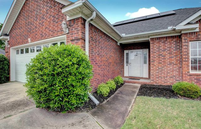 76 Woodridge Drive, Little Rock, AR 72204